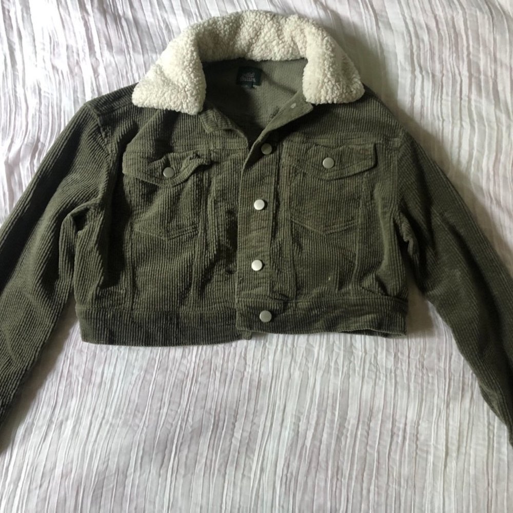 Cropped Corduroy Jacket with Faux Sherpa Collar